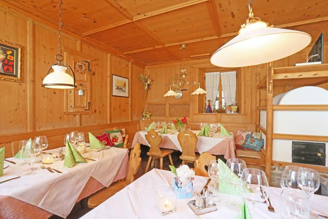 Gasthof Albergo Neuwirt Val di Vizze Εξωτερικό φωτογραφία